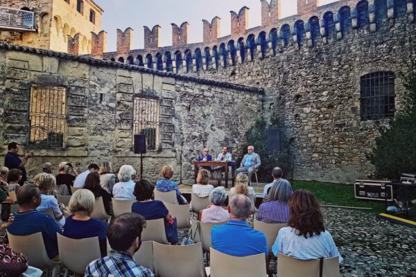 Presentazione del libro Marco Corradi