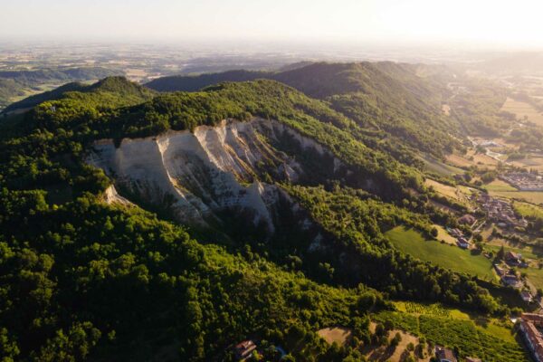 I calanchi di Monte Giogo a Lugagnano