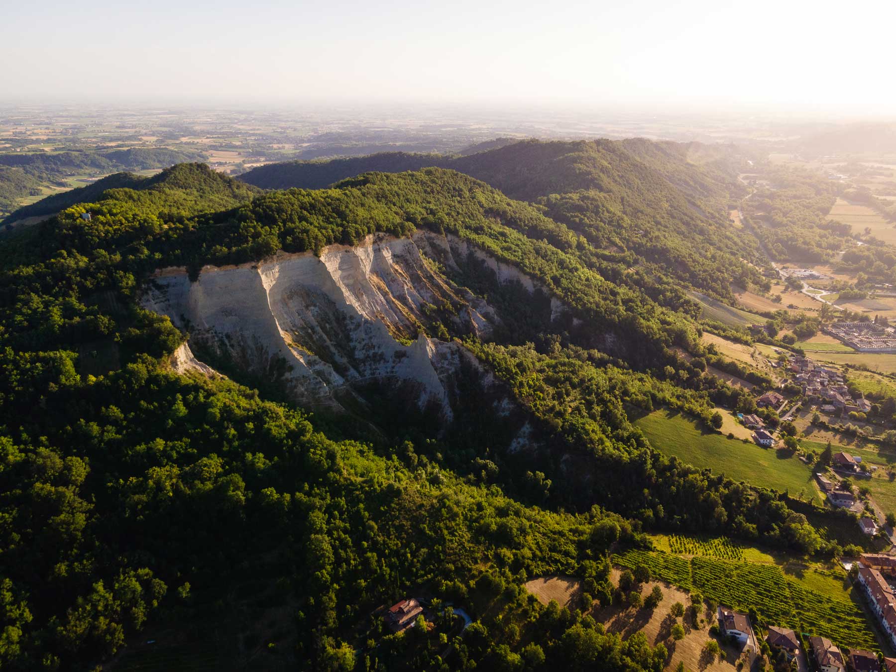 I calanchi di Monte Giogo a Lugagnano