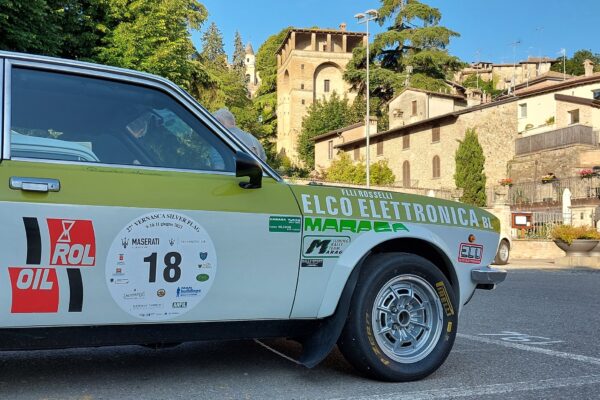 Auto da corsa a Castell'Arquato